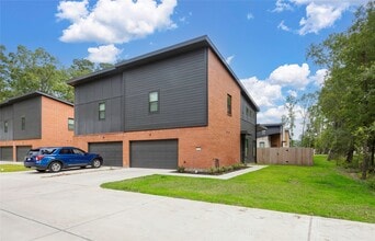 Building Photo - 2521 Appian Wy