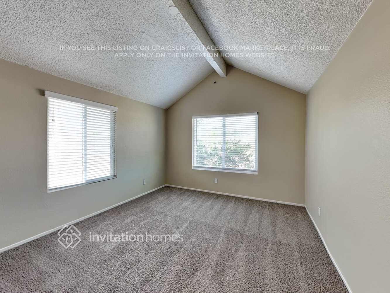 Building Photo - 14566 Southwood Dr