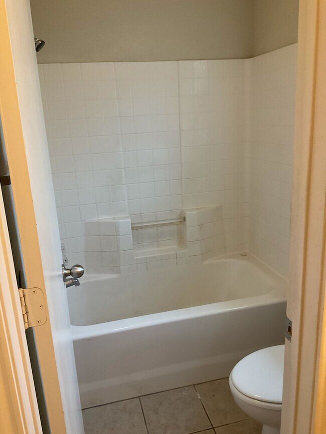 Building Photo - 800-804 Quarter Horse Trail