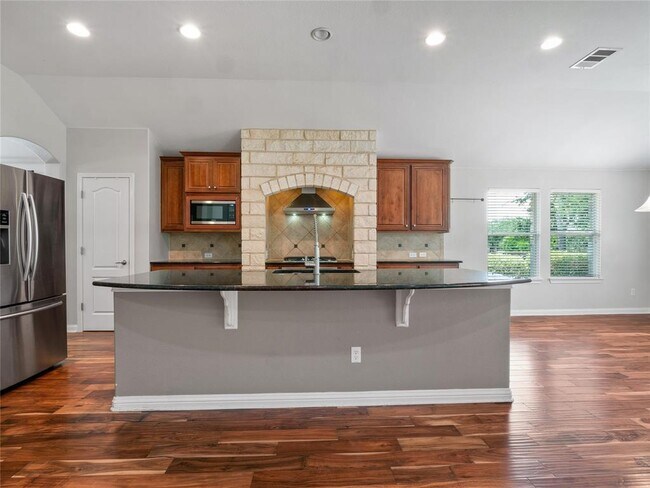 Building Photo - 802 Wood Mesa Dr