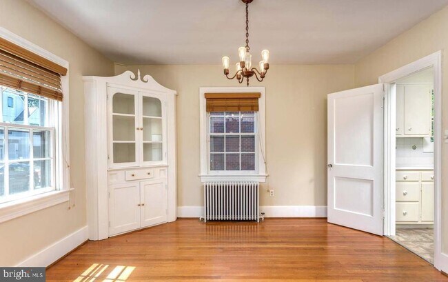 Building Photo - 107 Morgan St