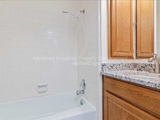 Building Photo - 9132 S Scirlein Dr