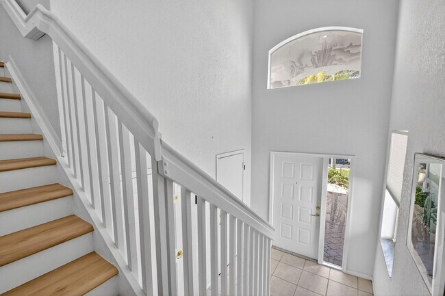 Building Photo - 7910 Laina Ln