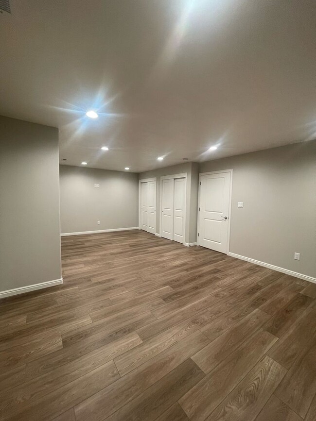 Building Photo - Beautiful Bluffdale townhome for rent!