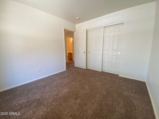 Building Photo - 12360 W Heatherbrae Dr