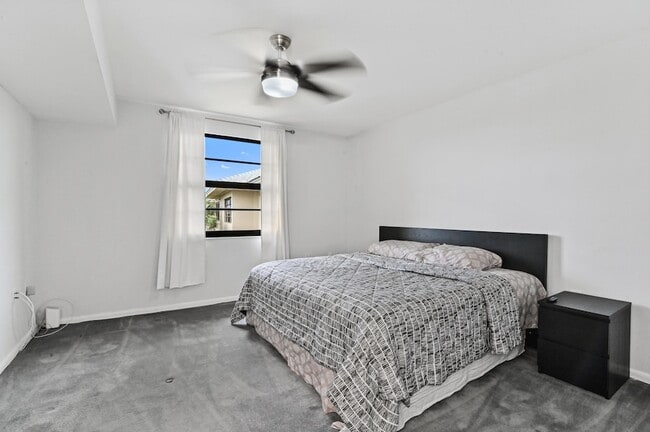 Building Photo - 3507 Village Blvd