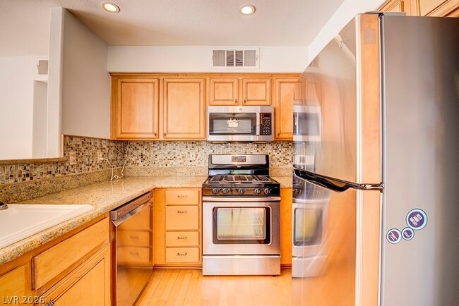 Building Photo - 3060 Casey Dr