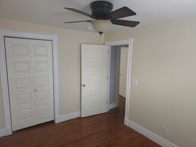 Building Photo - 531 Berkshire Ave