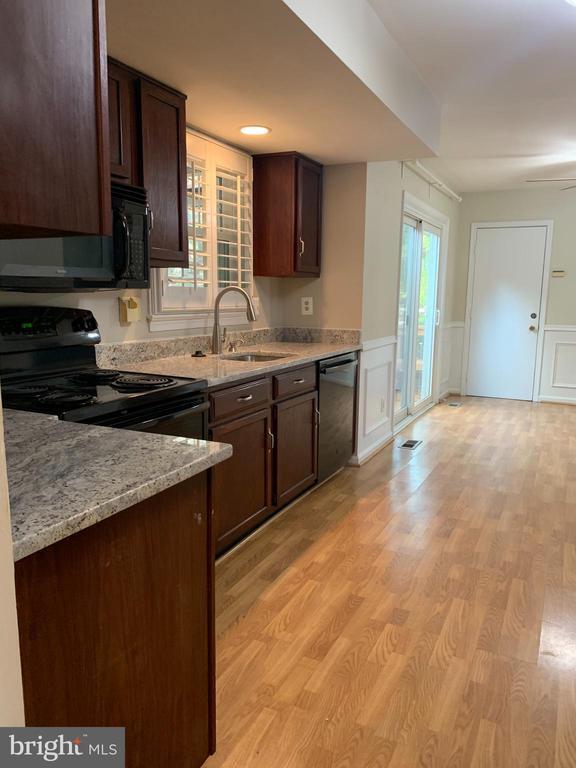 Building Photo - 5606 Light Infantry Dr