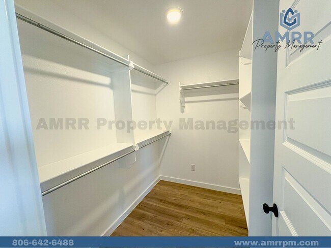 Building Photo - 3021 140th St