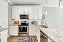 Building Photo - 45 Hatton Ct