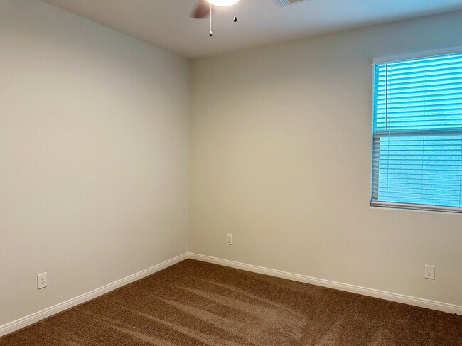 Building Photo - 11585 Salt Creek Ave