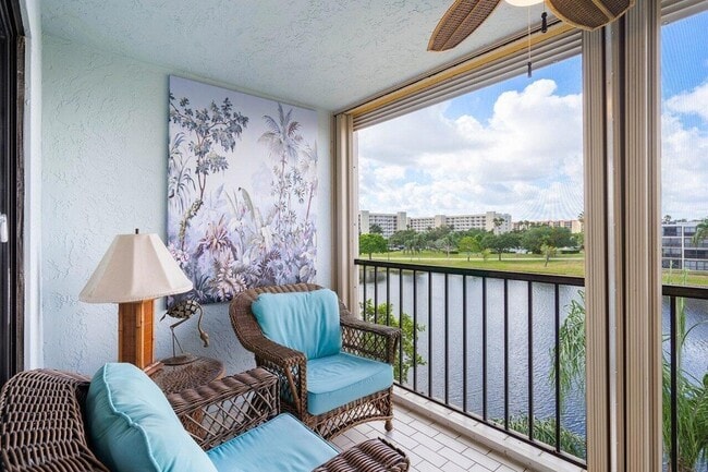 Building Photo - 7340 Amberly Ln