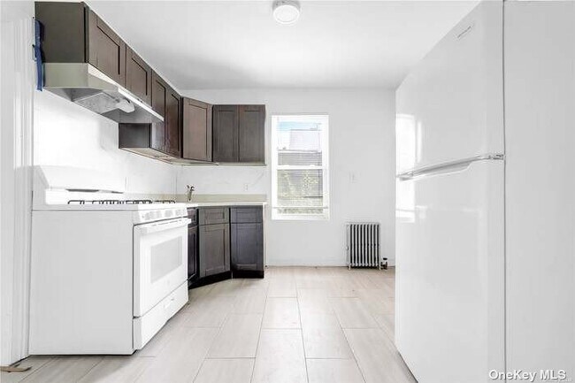 Building Photo - 308 26th Ave
