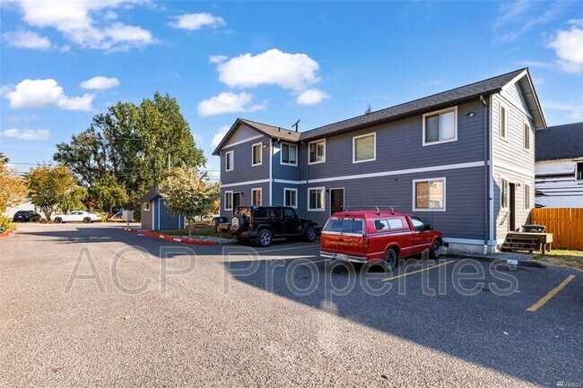 Building Photo - 5889 Cedar St
