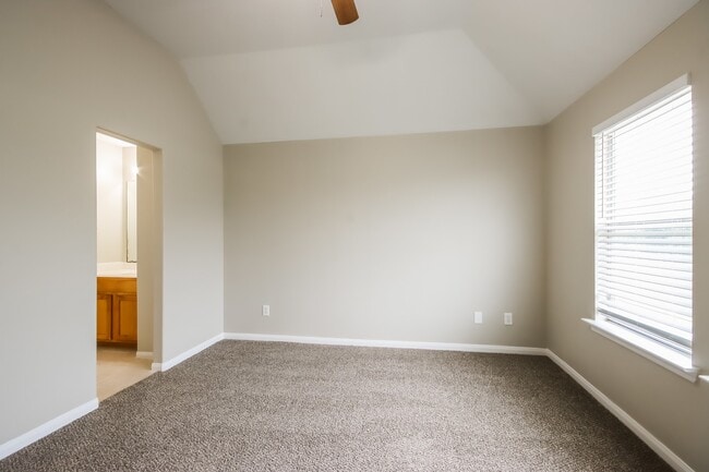 Building Photo - 18722 Racquet Sports Way