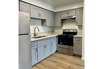 Building Photo - 2701 Randolph St