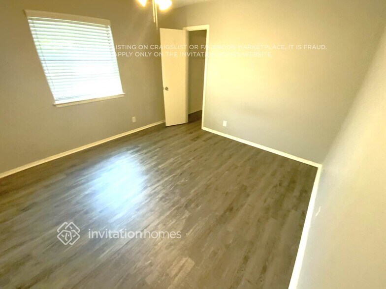 Building Photo - 4104 Barnsley Ct