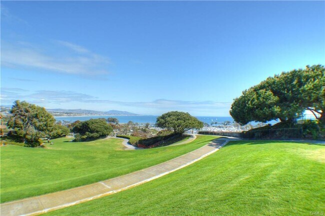 Building Photo - 33938 Alcazar Dr