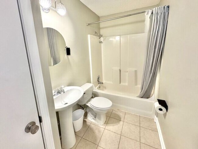 Building Photo - Affordable 3BR home in Southaven with grea...