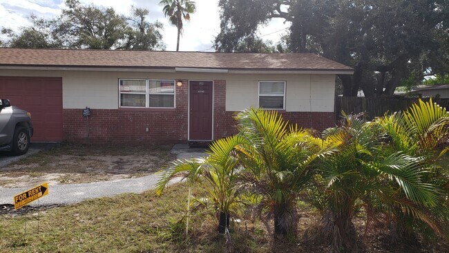 Building Photo - 1309 Union St