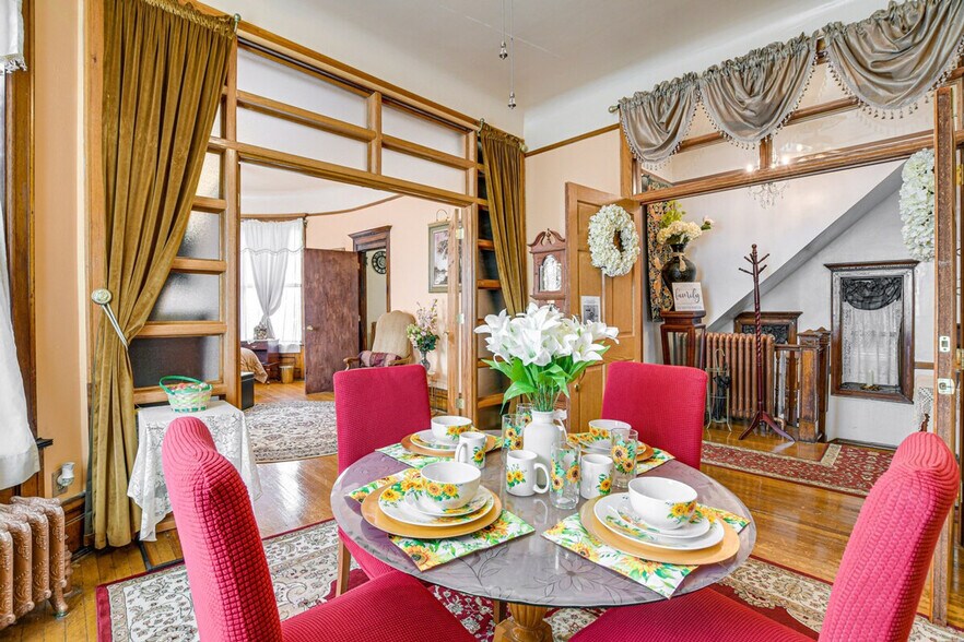 Building Photo - 3461 W Adams St