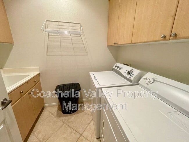 Building Photo - 168 Via Martelli