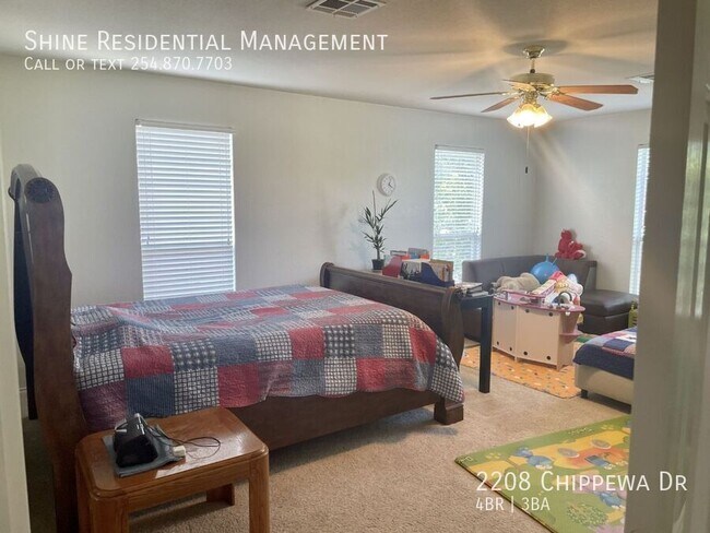 Building Photo - 2208 Chippewa Dr