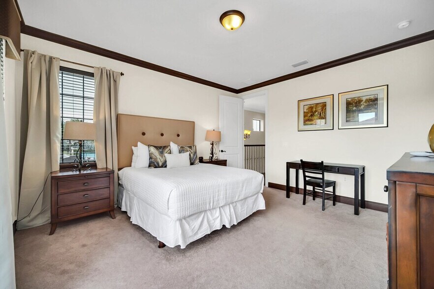 Building Photo - 970 Golden Bear Dr