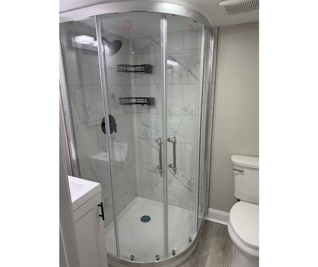 Building Photo - 617 Glenwood Ave