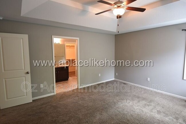 Building Photo - 6303 W 155th Pl