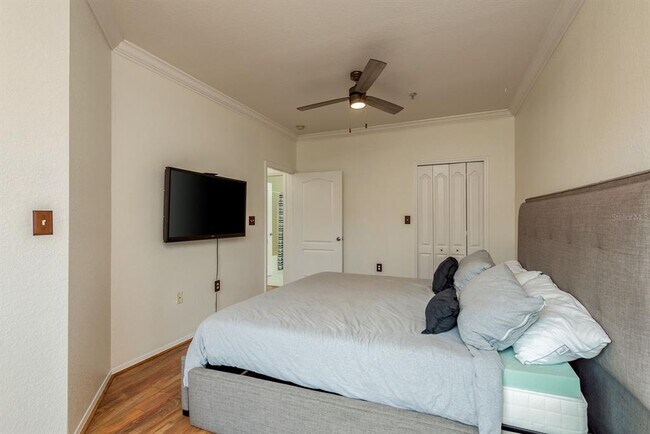 Building Photo - 2749 Via Cipriani