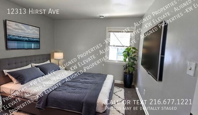 Building Photo - 12313 Hirst Ave