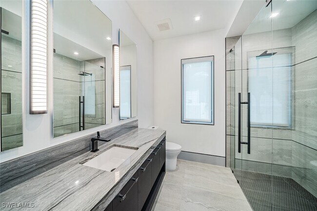 Building Photo - 2201 Shad Ct