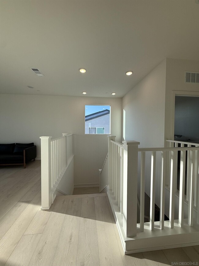 Building Photo - 35335 Ponderosa Pl