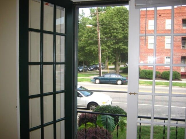 Building Photo - 1215 Colley Ave
