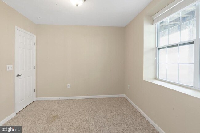 Building Photo - 1831 Cedar Cove Way