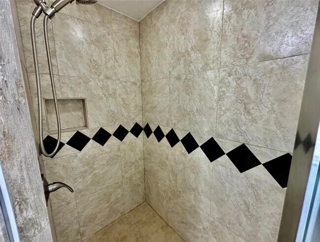 Building Photo - 4310 Cinnabar Dr