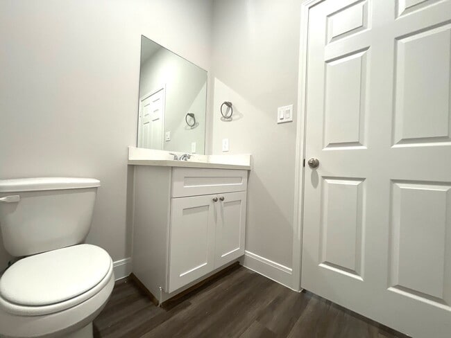 Building Photo - 1120 5th Ave N