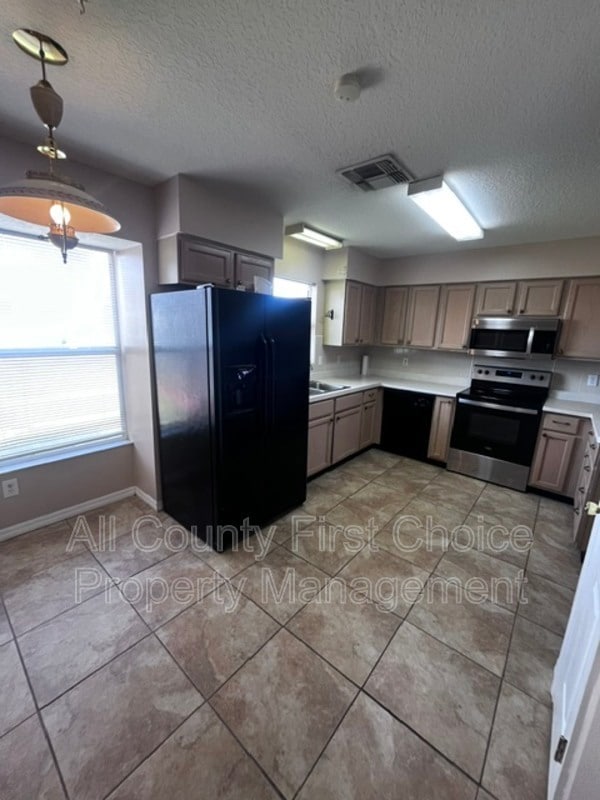 Building Photo - 11228 Corey Pavin Ln