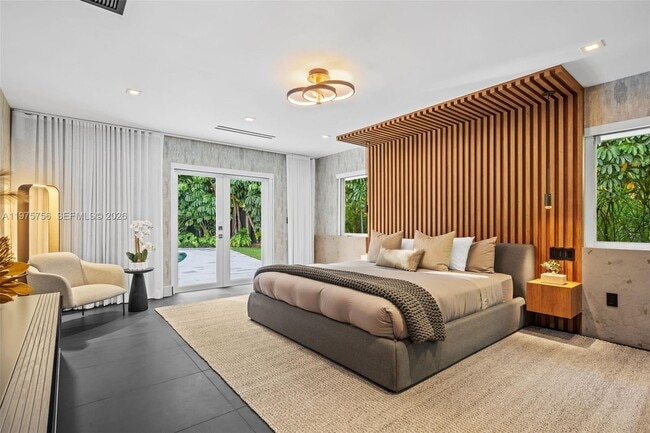 Building Photo - 4800 Bay Point Rd