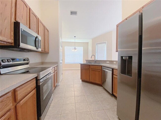 Building Photo - 398 Terranova St