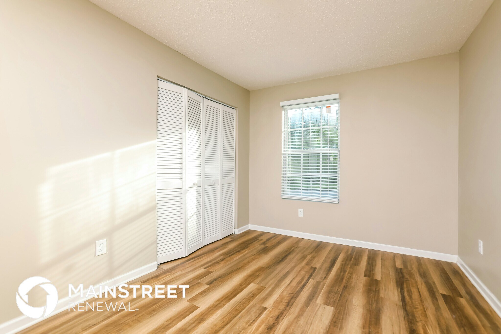 Building Photo - 801 W Arizona Ave