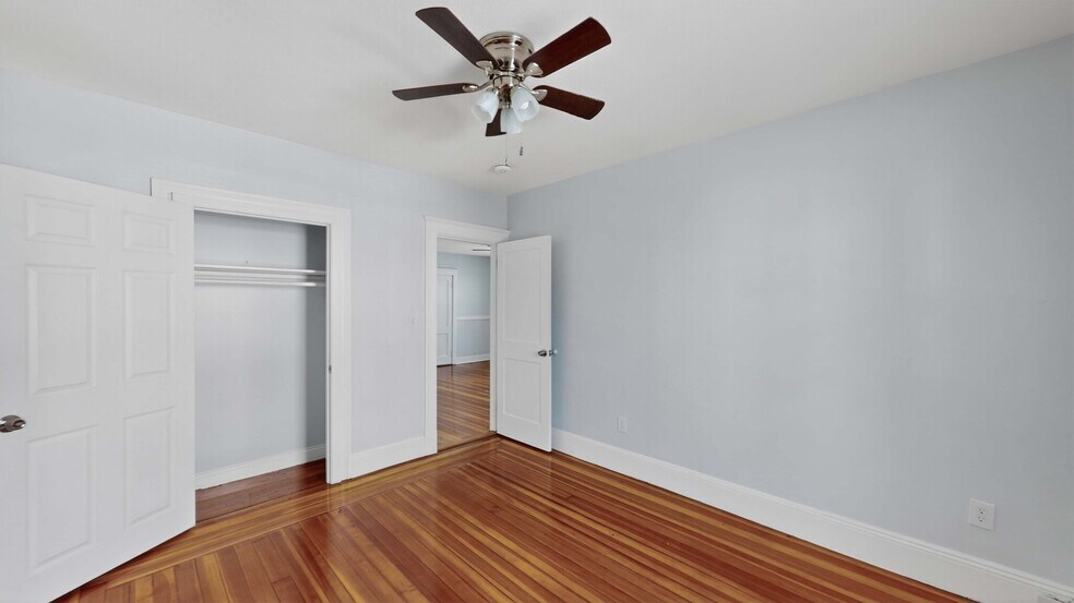 Building Photo - 6 Ropes St