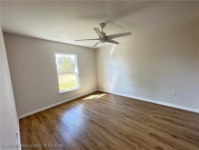 Building Photo - 6952 San Benito Dr