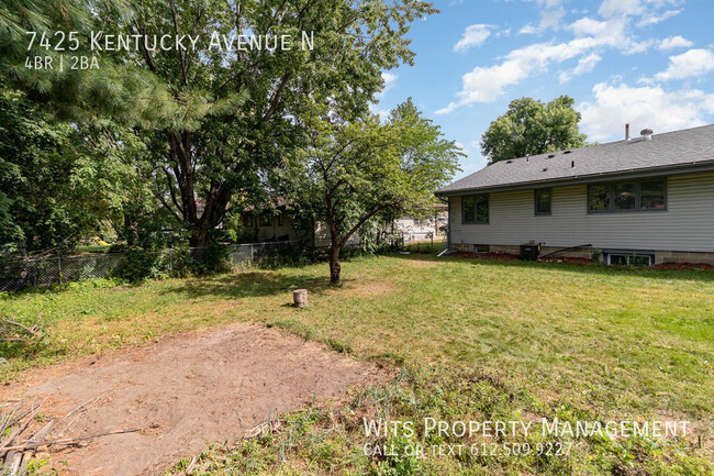 Building Photo - Great 4 BR / 2 BA Twin Home in Brooklyn Park