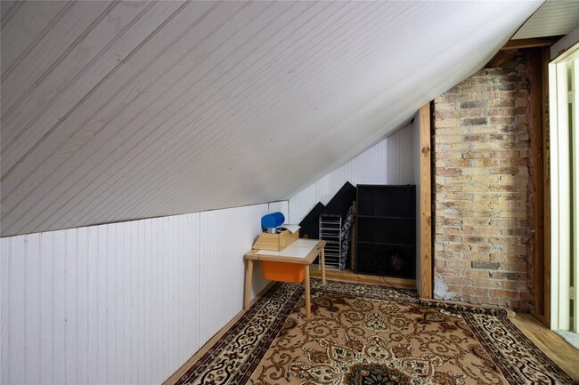 Building Photo - 9 Mallard Glen Pl
