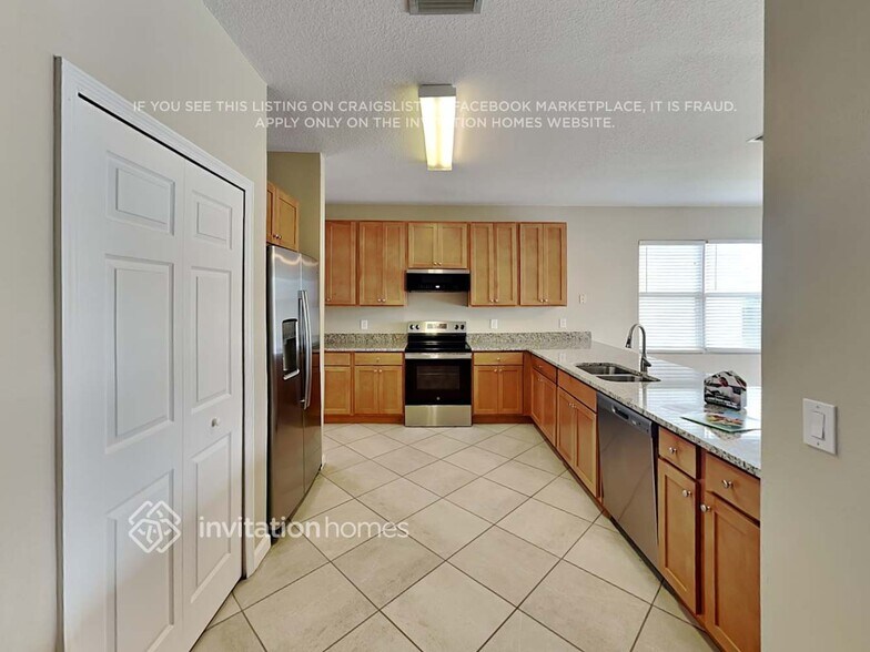 Building Photo - 551 Cressa Cir