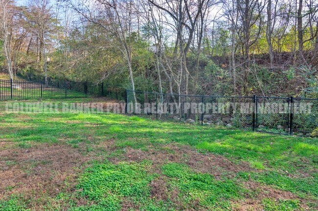 Building Photo - 9618 Shooting Star Cir