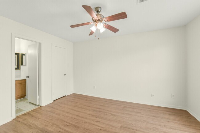 Building Photo - 2019 Place Rebecca Ln